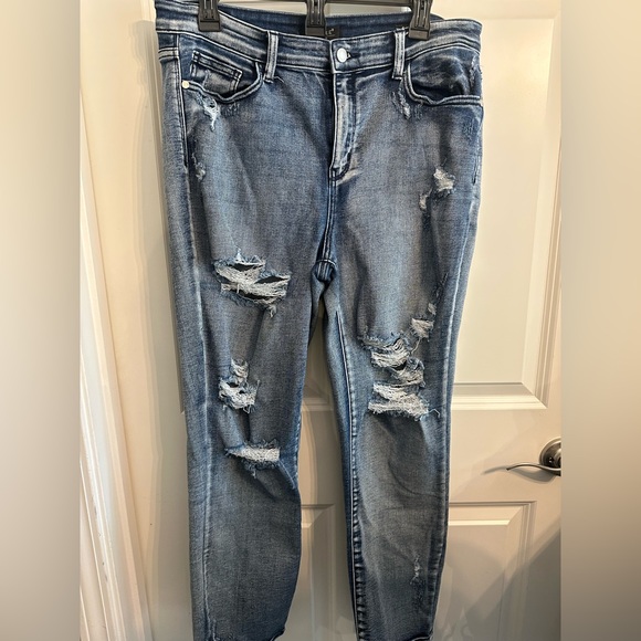 Distressed Blue Jeans - Picture 1 of 7
